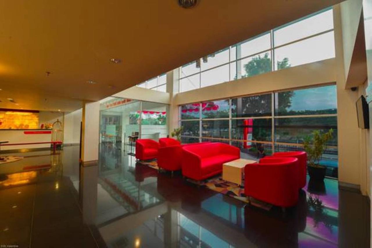 D'Hotel ג'קרטה מראה חיצוני תמונה
