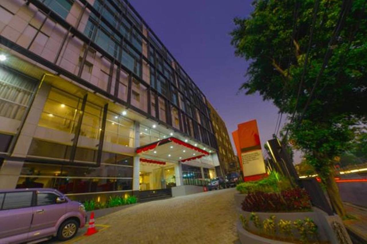 D'Hotel ג'קרטה מראה חיצוני תמונה