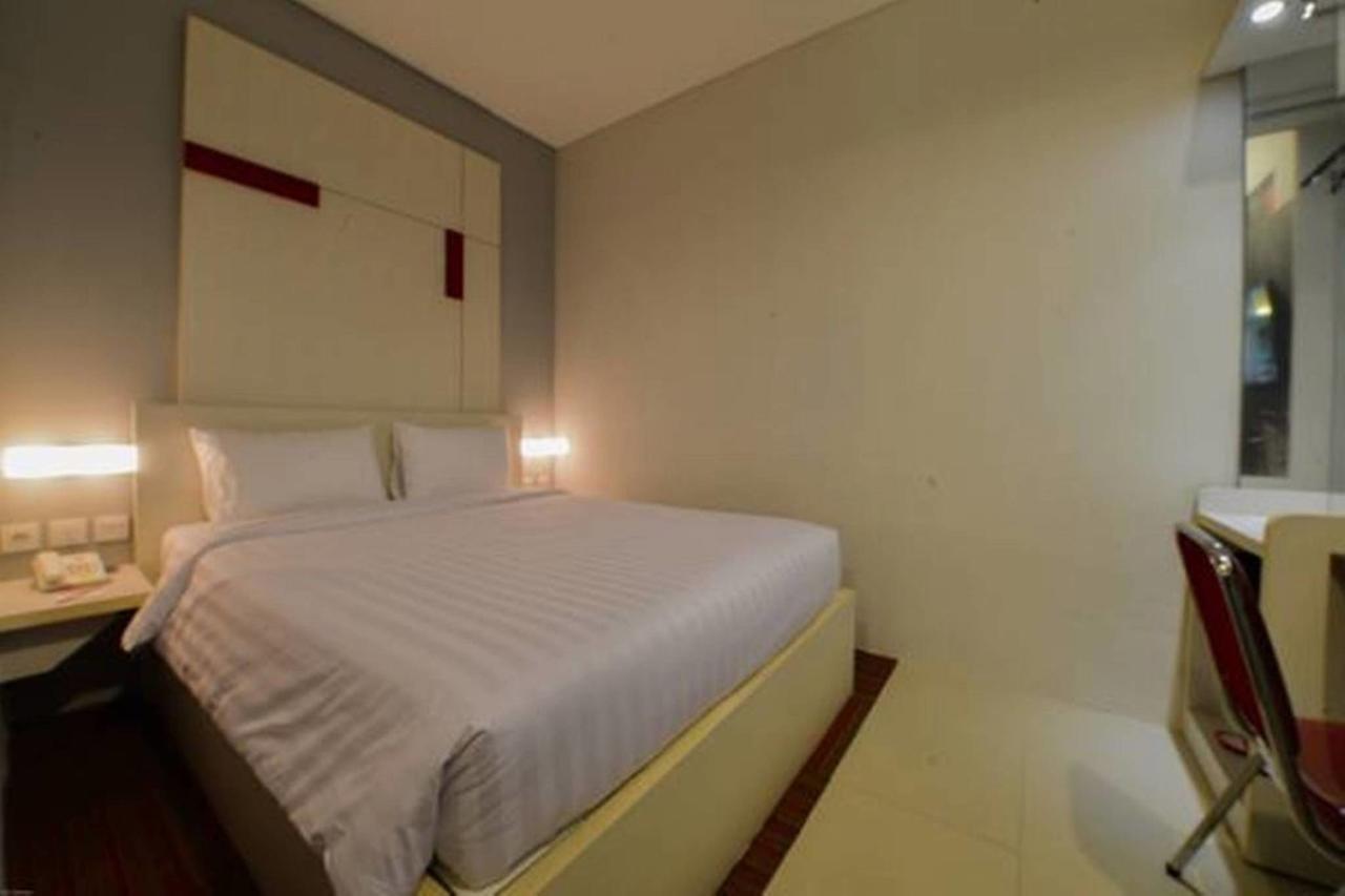 D'Hotel ג'קרטה מראה חיצוני תמונה