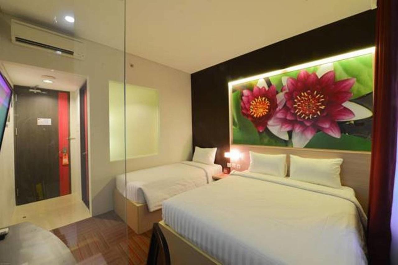 D'Hotel ג'קרטה מראה חיצוני תמונה