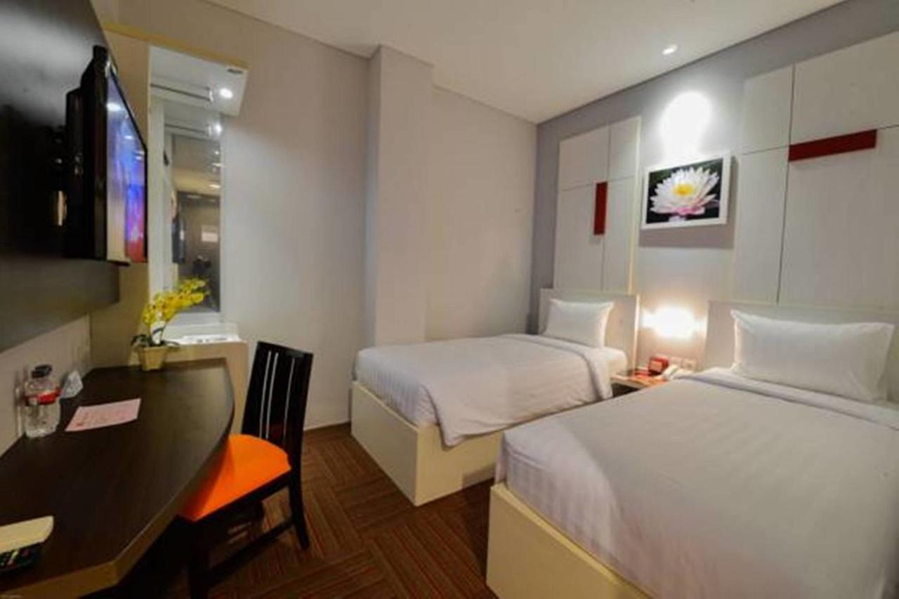 D'Hotel ג'קרטה מראה חיצוני תמונה