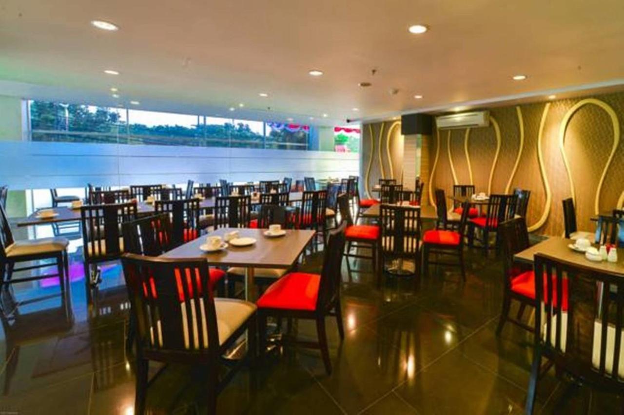 D'Hotel ג'קרטה מראה חיצוני תמונה