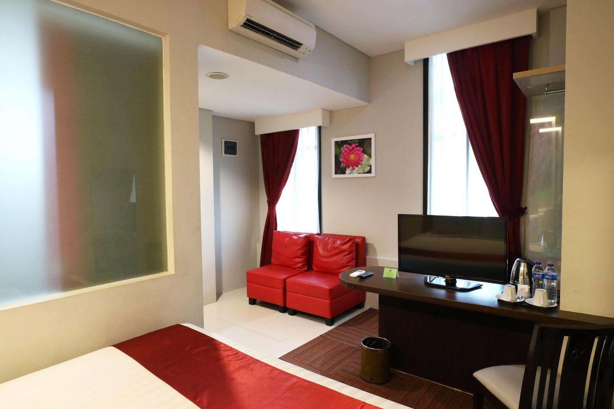 D'Hotel ג'קרטה מראה חיצוני תמונה