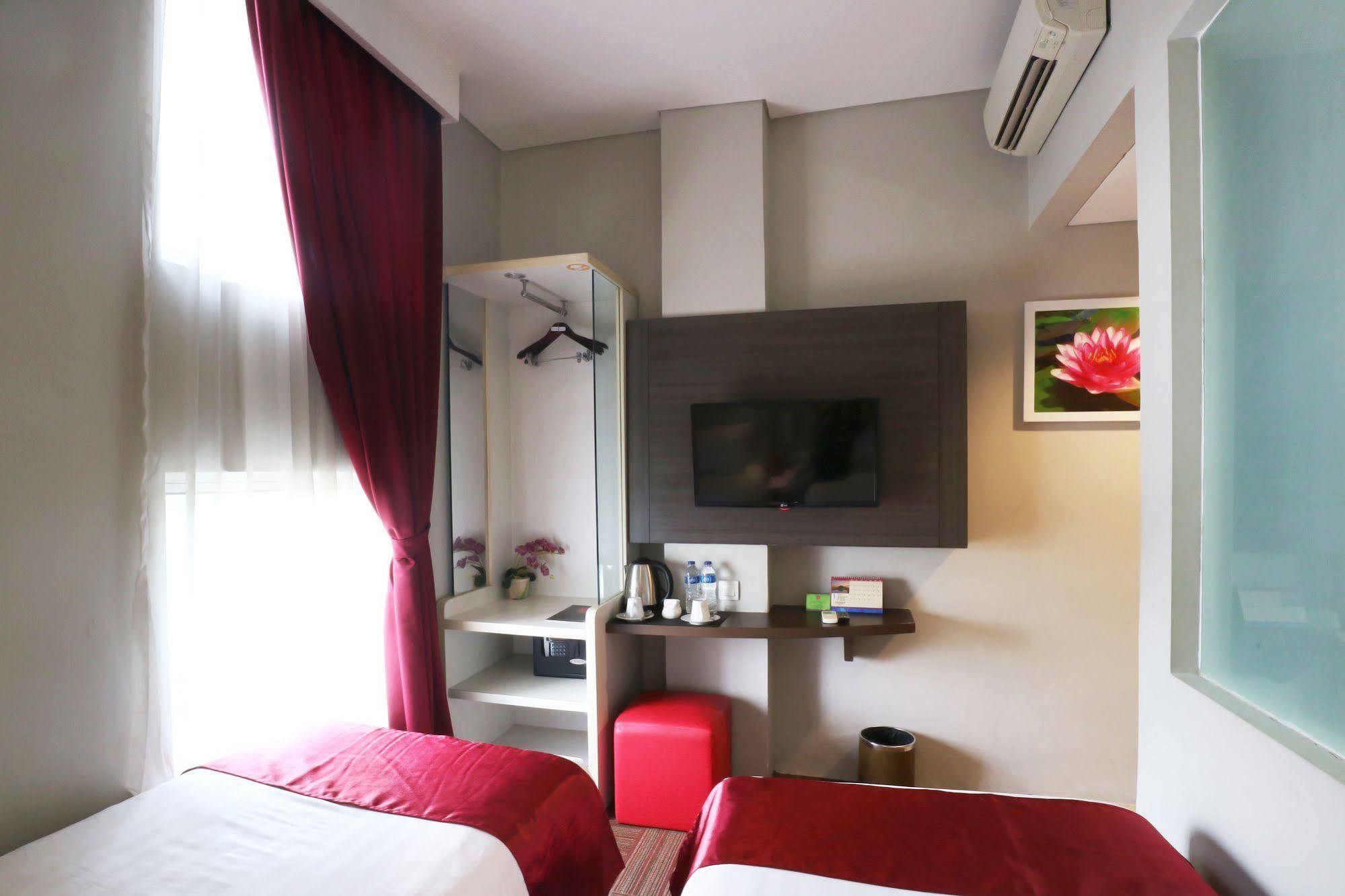 D'Hotel ג'קרטה מראה חיצוני תמונה
