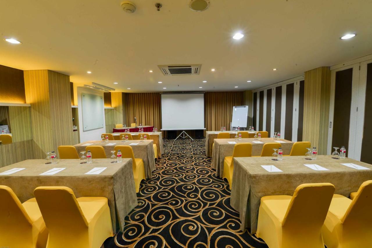 D'Hotel ג'קרטה מראה חיצוני תמונה